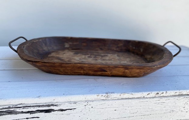 Medium Carved Bowl with Handles - Click Image to Close